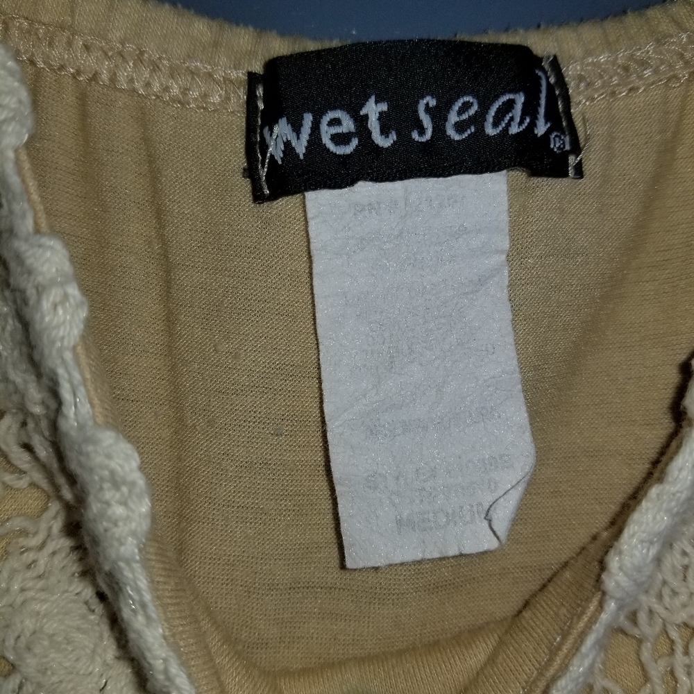 Free with purchase - Picture 4 of 7